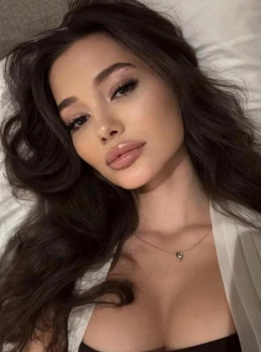 Индивидуалка СПб Вероника Брюнетка c 3 размером груди у метро Василеостровская Санкт-Петербург Фото-1